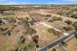 1301 County Road 705 Rd, Joshua, TX 76058 - Photo 37