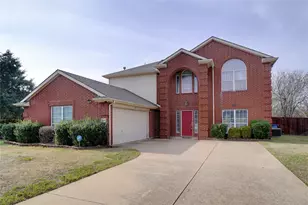 105 N Laurel Springs Dr, DeSoto, TX 75115 - Photo 1