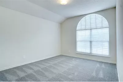 105 N Laurel Springs Drive, DeSoto, TX 75115 - Photo 15