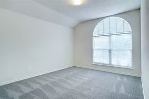 105 N Laurel Springs Dr, DeSoto, TX 75115 - Photo 15