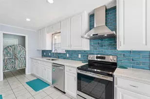 5240 Hill Ridge Dr, Fort Worth, TX 76135 - Photo 17