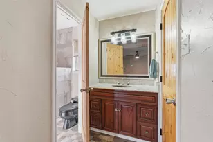 5240 Hill Ridge Dr, Fort Worth, TX 76135 - Photo 23