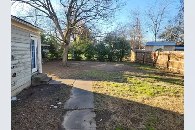 523 Richardson Street, Jacksboro, TX 76458 - Photo 13