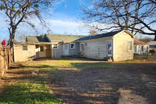 523 Richardson St, Jacksboro, TX 76458 - Photo 15