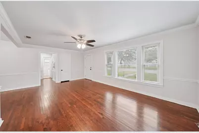 1022 Churchill Road, Fort Worth, TX 76114 - Photo 7