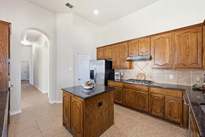 1524 Desert Hills Drive, Fort Worth, TX 76052 - Photo 13