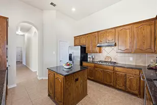 1524 Desert Hills Dr, Fort Worth, TX 76052 - Photo 13