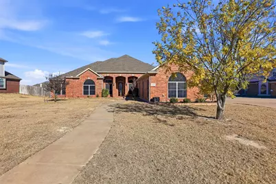 1524 Desert Hills Drive, Fort Worth, TX 76052 - Photo 1