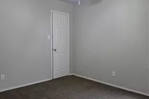 1600 Wickham Dr, Burleson, TX 76028 - Photo 19