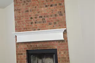 1600 Wickham Dr, Burleson, TX 76028 - Photo 3