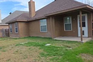 1600 Wickham Dr, Burleson, TX 76028 - Photo 21