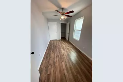 1208 E Magnolia Avenue, Fort Worth, TX 76104 - Photo 5