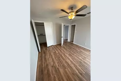 1208 E Magnolia Avenue, Fort Worth, TX 76104 - Photo 3