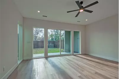 519 Mount Auburn Avenue, Dallas, TX 75223 - Photo 13