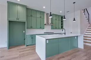 519 Mt Auburn Ave, Dallas, TX 75223 - Photo 3