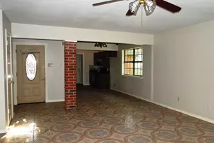 724 N Elm St, Lancaster, TX 75146 - Photo 7