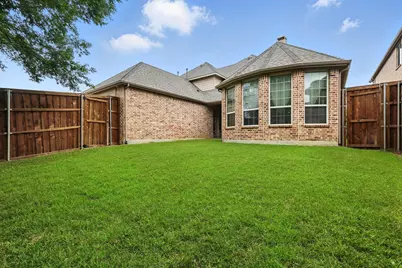 628 Four Stones Boulevard, Lewisville, TX 75056 - Photo 37