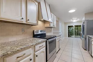 5588 Squires Dr, The Colony, TX 75056 - Photo 15