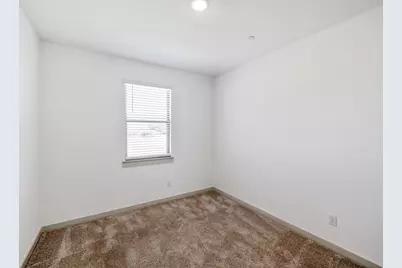 699 Vista Oaks Road, Lewisville, TX 75067 - Photo 25