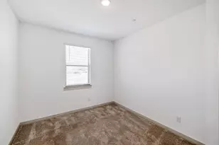 699 Vista Oaks Rd, Lewisville, TX 75067 - Photo 25