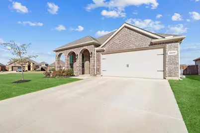 3260 Hunters Glen Drive, Aubrey, TX 76227 - Photo 3