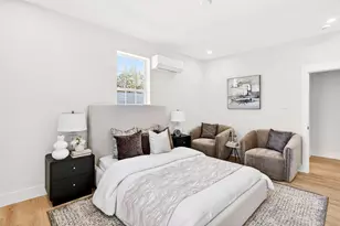 439 W 9th St, Dallas, TX 75208 - Photo 11