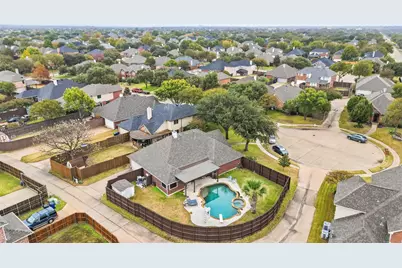 1628 Chase Oaks Court, Frisco, TX 75036 - Photo 3