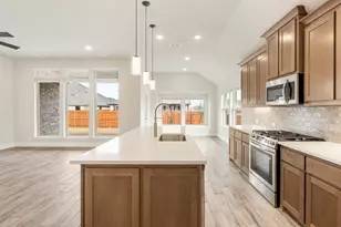 1002 Stonehaven Dr, Justin, TX 76247 - Photo 15