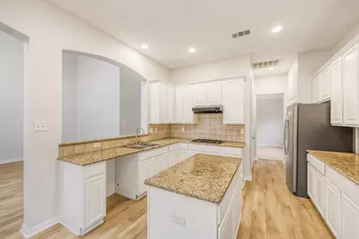 5747 Appalossa Drive, Grand Prairie, TX 75052 - Photo 11