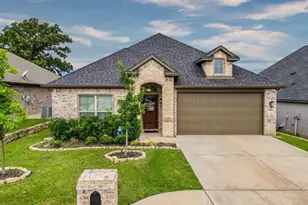 1908 Town Creek Cir, Weatherford, TX 76086 - Photo 1