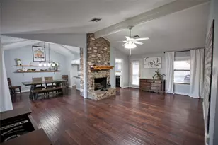 10029 Westpark Dr, Benbrook, TX 76126 - Photo 3