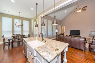 1001 W Bluff Way, Roanoke, TX 76262 - Photo 15