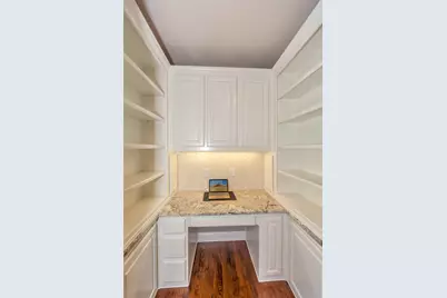 1001 W Bluff Way, Roanoke, TX 76262 - Photo 19