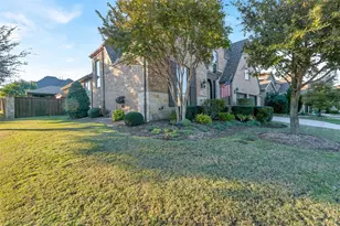 1001 W Bluff Way, Roanoke, TX 76262 - Photo 3