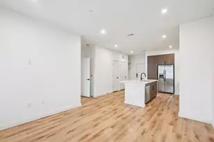 2016 S Ervay St, Dallas, TX 75215 - Photo 7