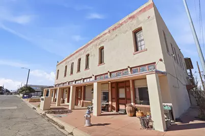 421 E Henderson Street, Cleburne, TX 76031 - Photo 3