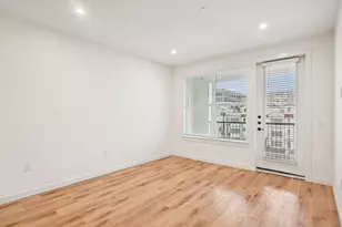 2016 S Ervay St, Dallas, TX 75215 - Photo 3