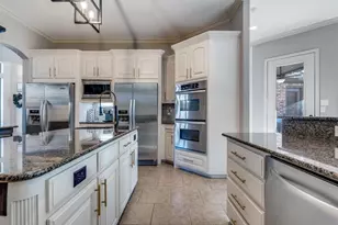 8533 Waterfront Ct, Fort Worth, TX 76179 - Photo 13