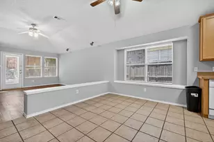 4717 Barnhill Ln, Fort Worth, TX 76135 - Photo 9