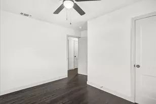 209 Kessler Dr, Granbury, TX 76048 - Photo 7