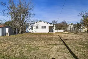 209 Kessler Dr, Granbury, TX 76048 - Photo 21