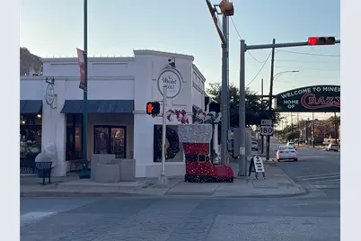 300 NW 13th Street, Mineral Wells, TX 76067 - Photo 9