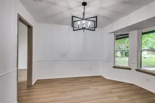 402 Country Meadow Dr, Mansfield, TX 76063 - Photo 5