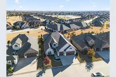 12417 Blue Granite Drive, Denton, TX 76207 - Photo 37