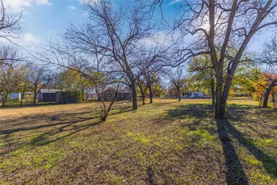 1112 W Baker Street, Brownwood, TX 76801 - Photo 19