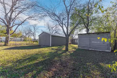 1112 W Baker Street, Brownwood, TX 76801 - Photo 31