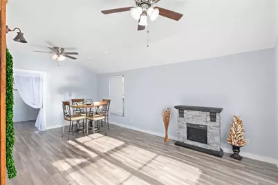 1112 W Baker Street, Brownwood, TX 76801 - Photo 5