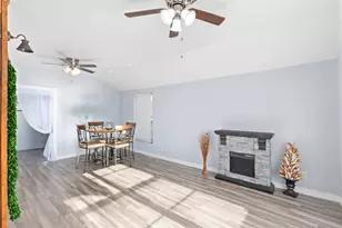 1112 W Baker St, Brownwood, TX 76801 - Photo 5