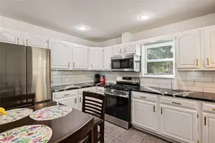 7018 Oleander Dr, Hitchcock, TX 77563 - Photo 15