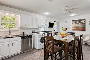 7018 Oleander Dr, Hitchcock, TX 77563 - Photo 19